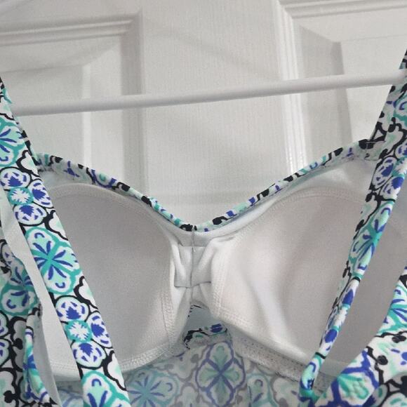 ❤️NWOT❤️Motherhood Blue and White Floral Tankini Top - Picture 6 of 12